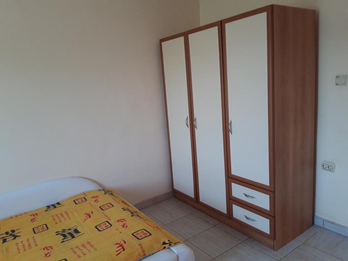 Гостевой Дом У Снежаны Provadiya Exterior foto